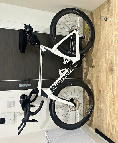 Bianchi oltre 2020 road bike - oltre,