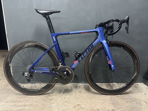 Factor one aero carbon - factor,
