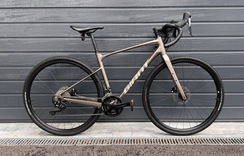 Giant revolt 2025 - 2025, gravel
